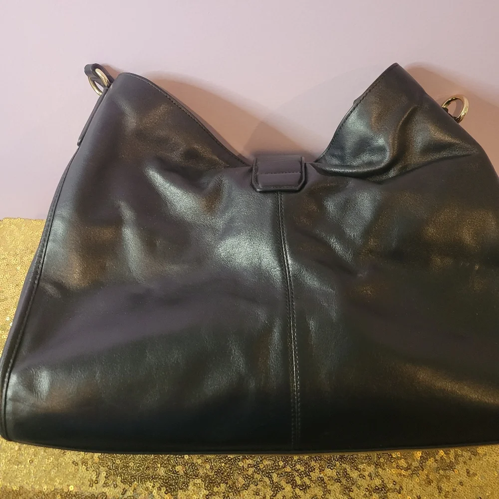 Authentic Coach Black leather bag - Picture 2 of 5
